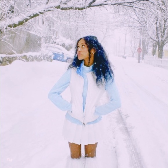 Meet your Posher, Stephanie - Picture 1 of 1